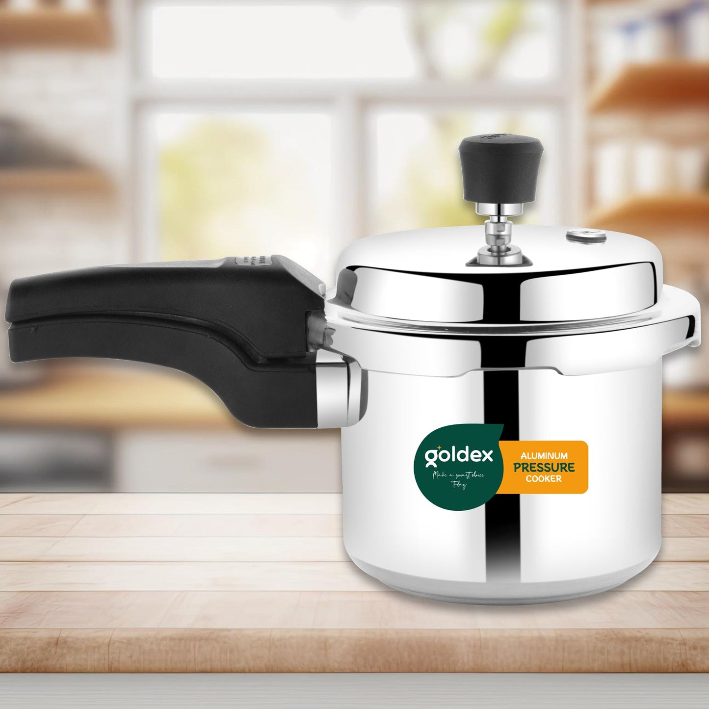 Aluminium Classic Goldex Pressure Cookers With Outer Lid (1.5 Litres / 5-Year warranty, ISI Number :- 2347, BIS Number :- CM/L -7600164310